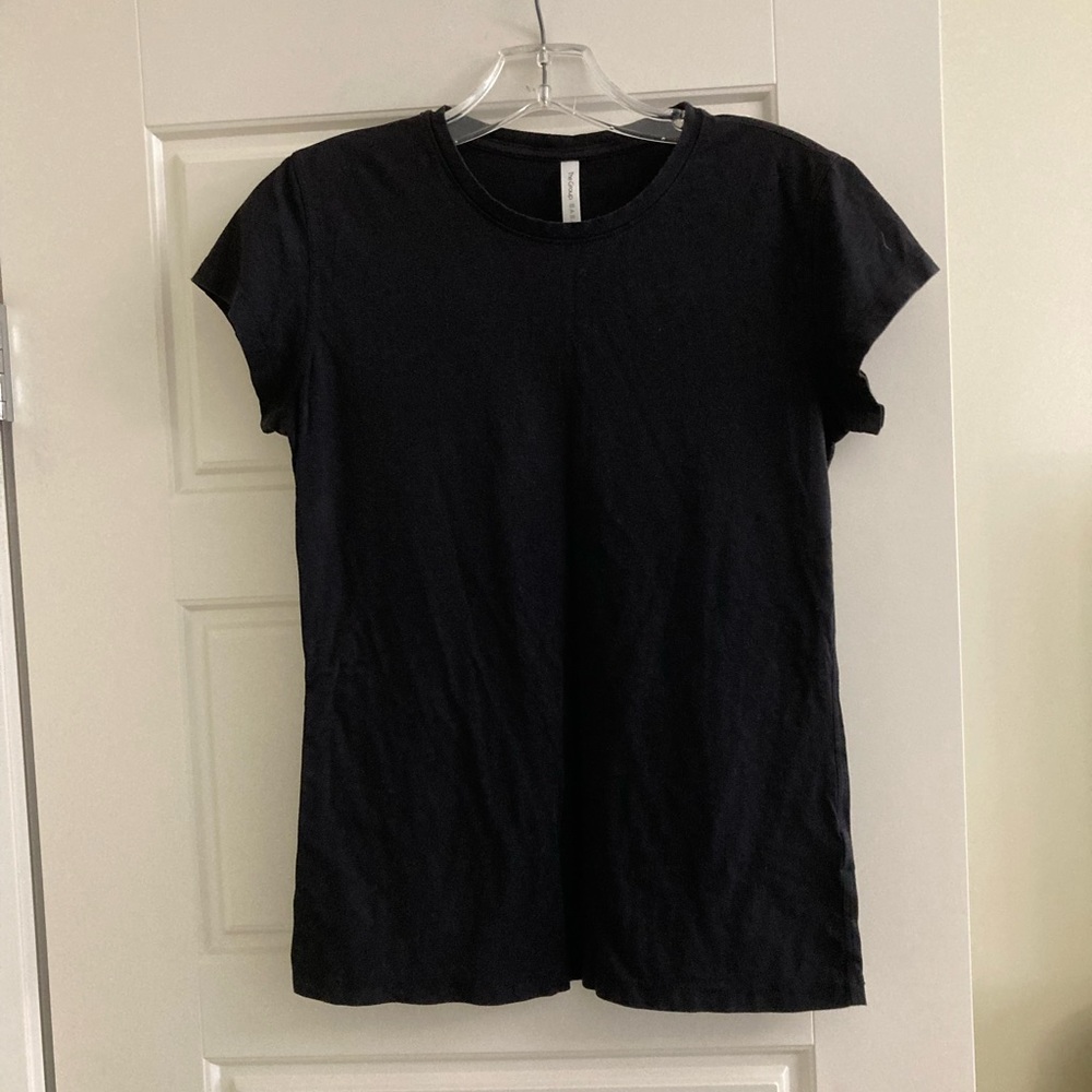 Group by Babaton aritzia shirt